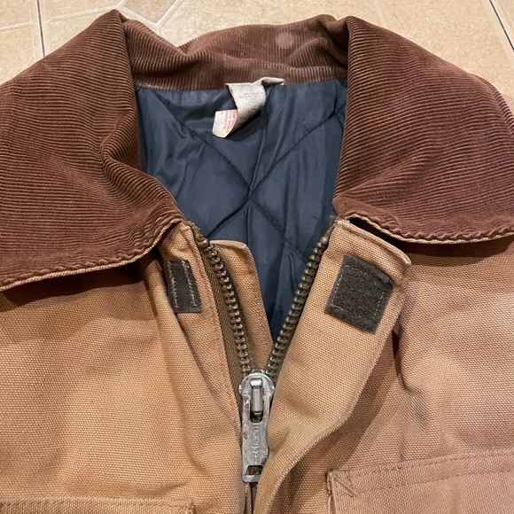 Heavy Vintage Carhartt Distressed Jacket - Picture 4 of 4